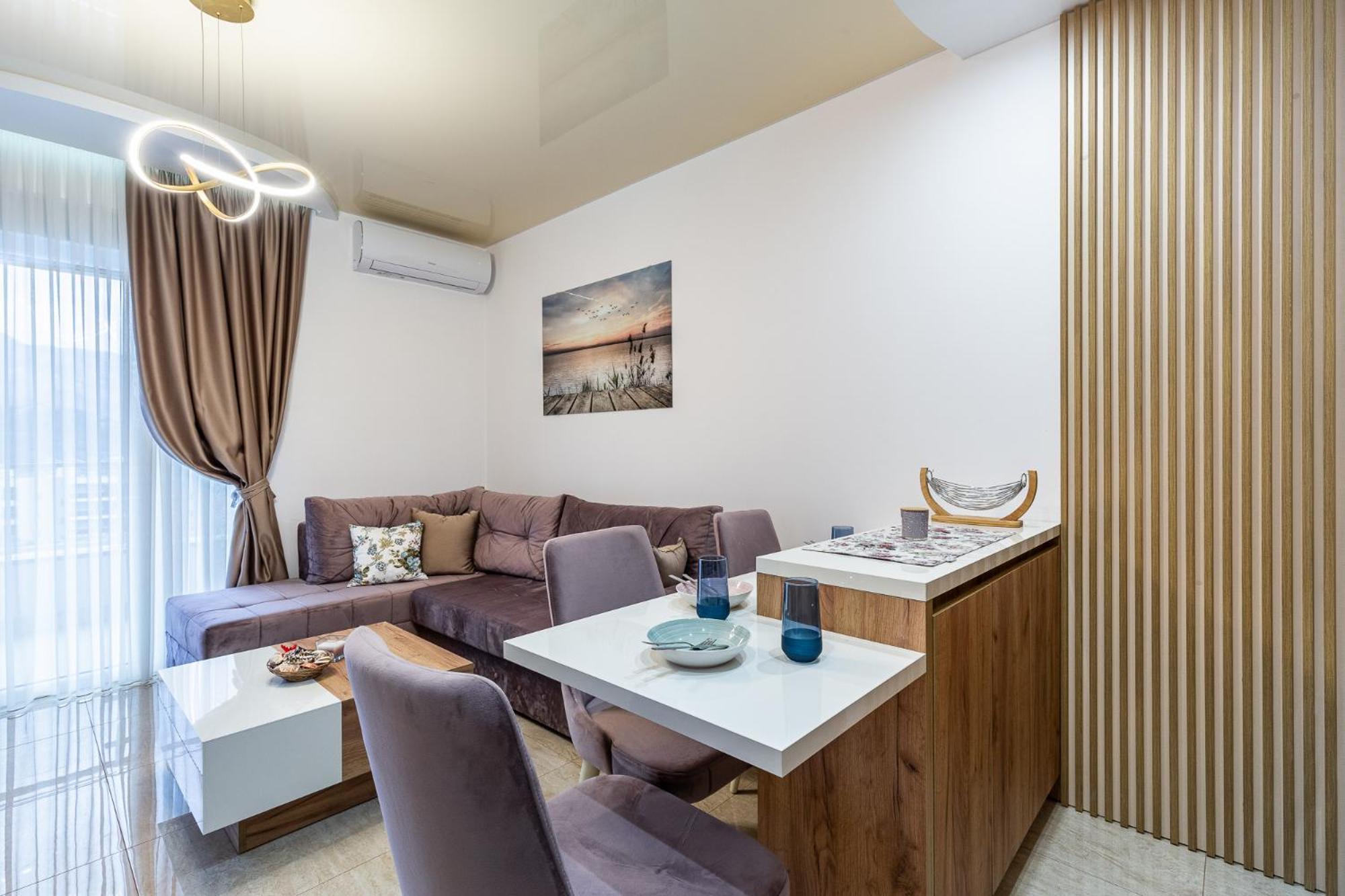 Comfy Nikic Budva